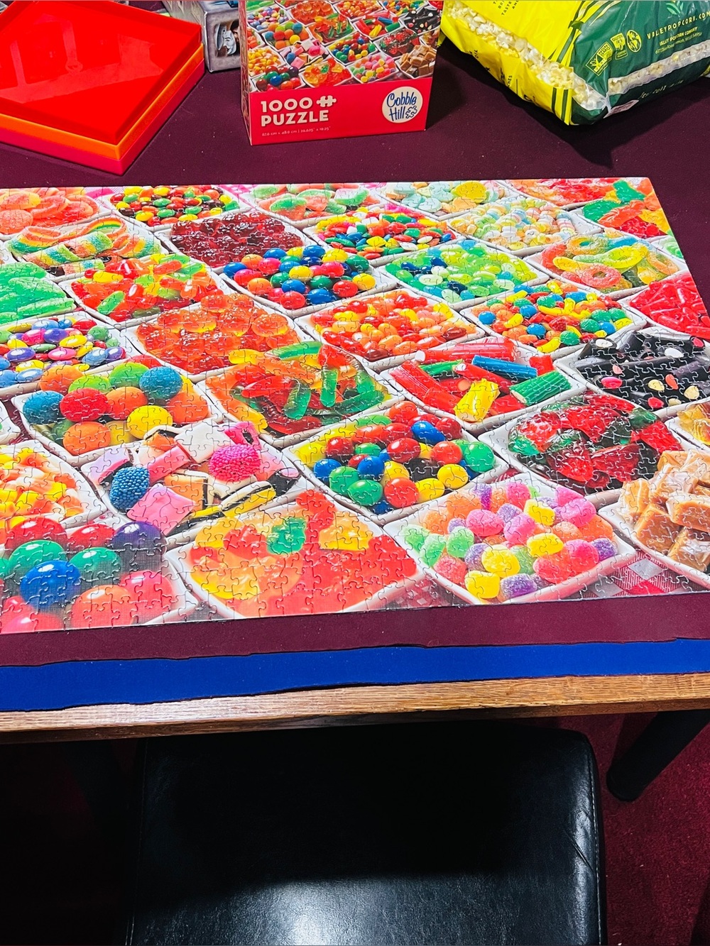 Cobb Hill 1000pc Candy Puzzle